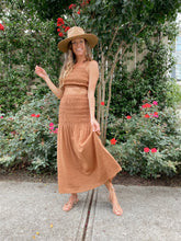 Load image into Gallery viewer, Cameo Cliffs Two-Piece Set