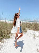 Load image into Gallery viewer, Easy Breezy Gauze Button Down